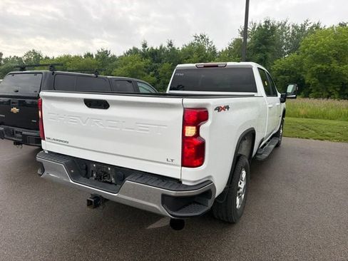 Used 2025 Chevrolet Silverado 2500 LT w/ Convenience Package AWD/4WD image 8