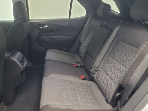 Used 2023 Chevrolet Equinox LT image 18