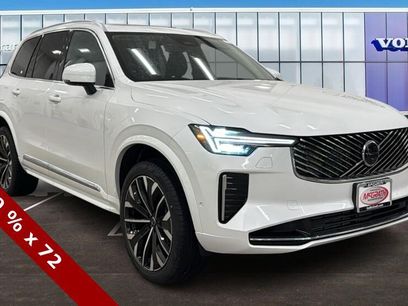 New 2025 Volvo XC90 T8 Plus w/ Protection Package Premier
