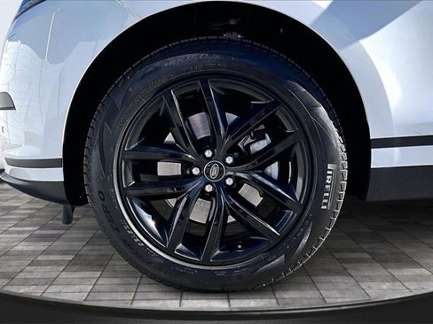 Used 2024 Land Rover Range Rover Velar S image 10