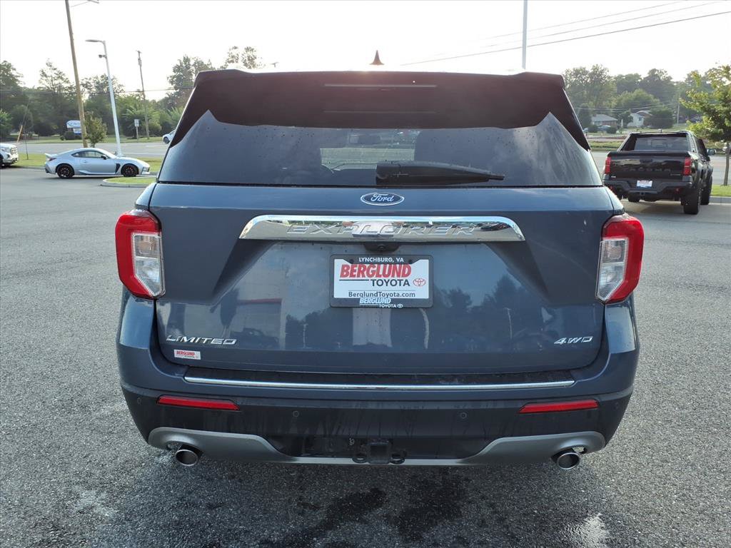 Used 2021 Ford Explorer Limited w/ Equipment Group 301A AWD/4WD image 11