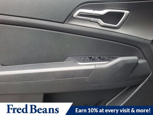 New 2026 Kia Sportage S image 8