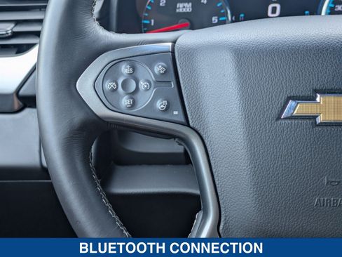 Used 2017 Chevrolet Suburban LT w/ LT Signature Package RWD image 27