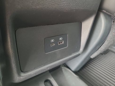 Certified 2023 Nissan Rogue SV w/ SV Premium B Package FWD image 12