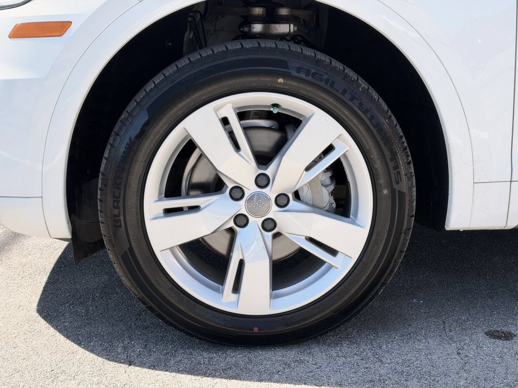 Used 2019 Audi Q5 2.0T Premium Plus w/ Premium Plus Package AWD/4WD image 27