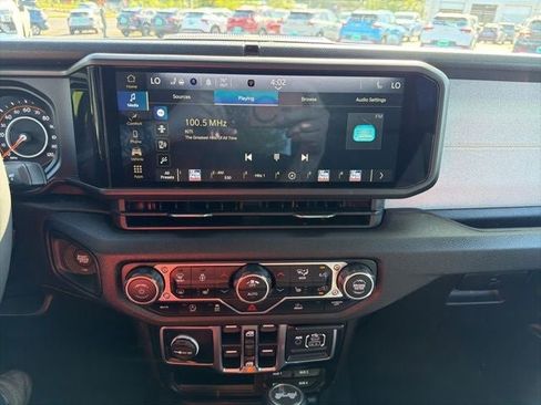 Used 2024 Jeep Wrangler Unlimited Sport AWD/4WD image 25