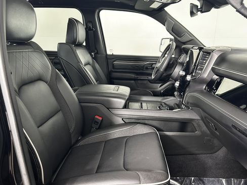 Used 2026 RAM 1500 Limited AWD/4WD image 10