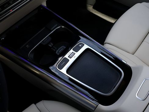 New 2026 Mercedes-Benz GLA 250 4MATIC image 24