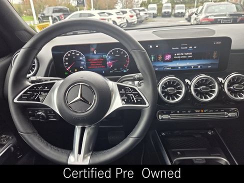 Certified 2026 Mercedes-Benz GLB 250 4MATIC image 18