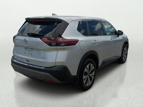 Used 2022 Nissan Rogue SV FWD image 7