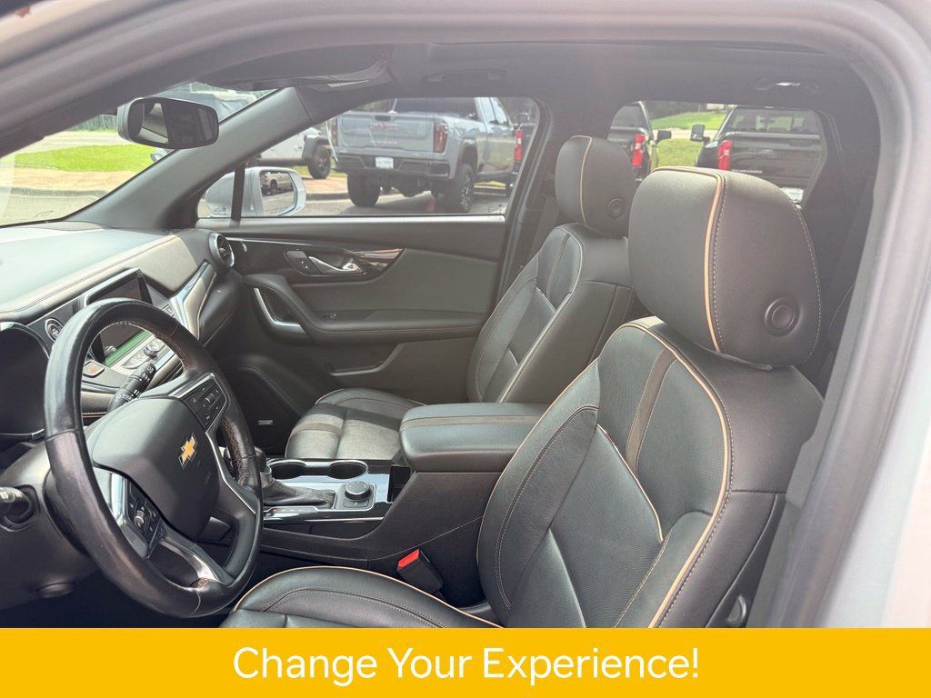 Used 2019 Chevrolet Blazer Premier w/ Sun and Wheels Package AWD/4WD image 6