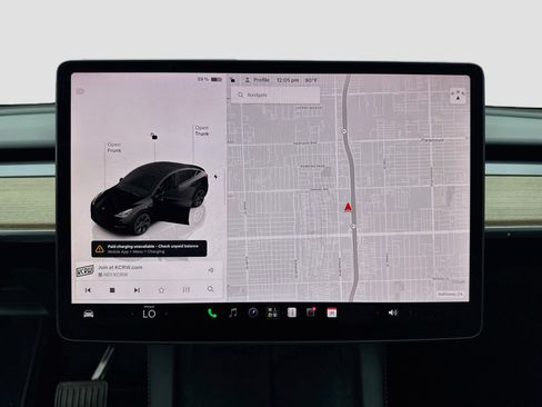 Used 2024 Tesla Model Y 2WD image 9