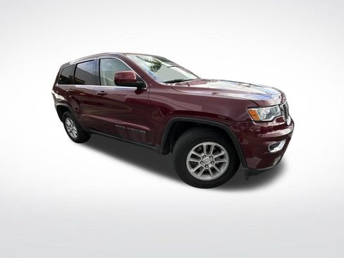 Used 2018 Jeep Grand Cherokee Laredo RWD image 2