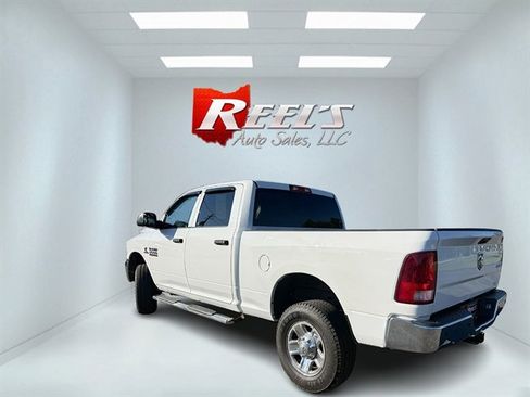 Used 2017 RAM 2500 Tradesman w/ Chrome Appearance Group AWD/4WD image 30