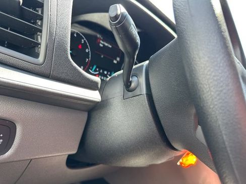 New 2025 Ford Transit 250 148 Medium Roof image 26