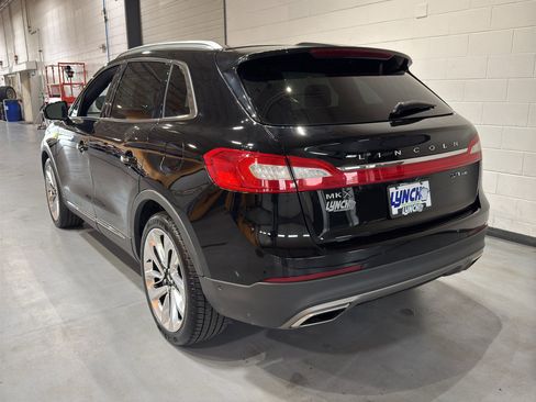 Used 2018 Lincoln MKX Reserve w/ Canadian Touring Package AWD/4WD image 3