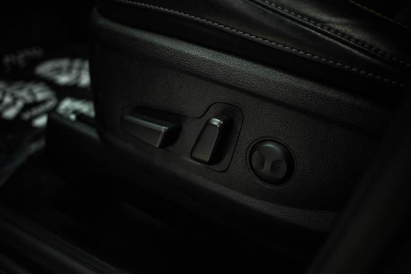 Used 2025 Kia Telluride S AWD/4WD image 16
