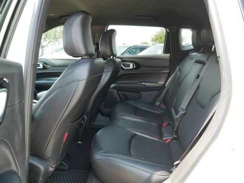 Used 2024 Jeep Compass Trailhawk AWD/4WD image 18