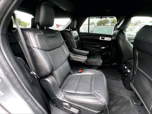 Certified 2022 Ford Explorer ST w/ Equipment Group 401A image 19