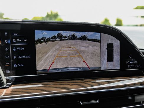 Used 2023 Cadillac Escalade Sport Platinum AWD/4WD image 69