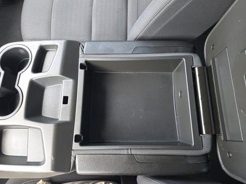 Used 2022 Chevrolet Silverado 1500 Custom image 23