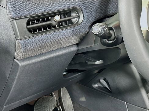 Certified 2025 MINI Cooper 2-Door Hardtop image 10