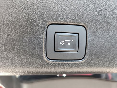 Used 2024 Chevrolet TrailBlazer LT w/ Convenience Package image 31