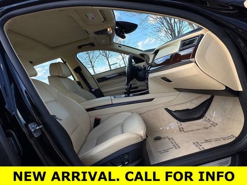 Used 2011 BMW 750Li w/ Luxury Rear Seating Pkg image 22