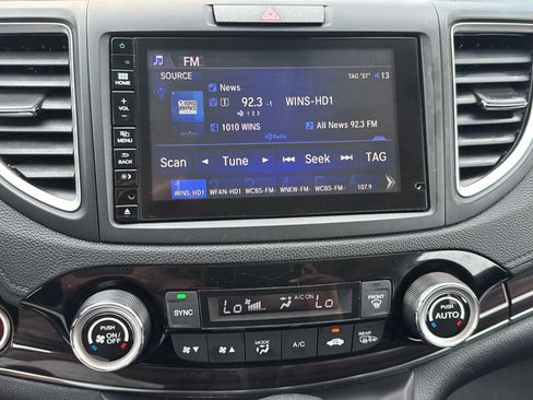 Used 2016 Honda CR-V Touring image 37