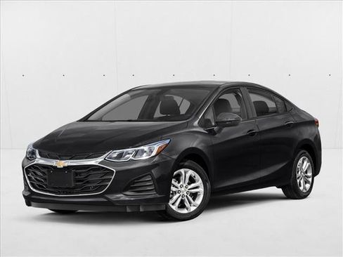 Used 2019 Chevrolet Cruze LT w/ Convenience Package FWD image 1