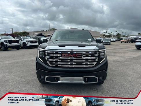 New 2026 GMC Sierra 1500 Denali w/ Denali Reserve Package image 4