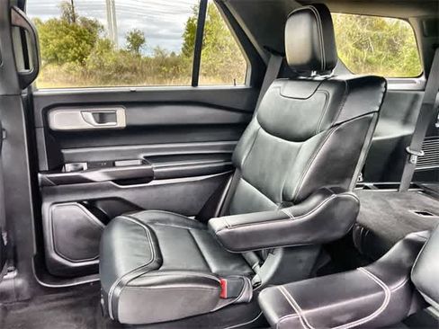 Used 2020 Ford Explorer ST w/ Premium Technology Package image 14