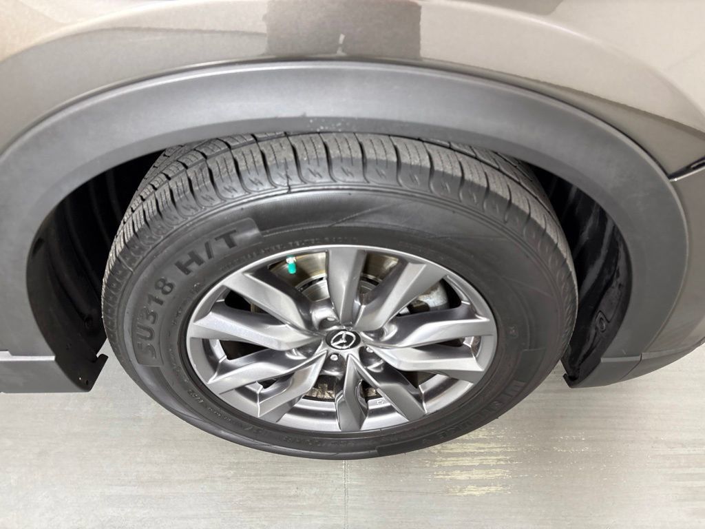 Used 2018 MAZDA CX-9 Sport AWD/4WD image 11