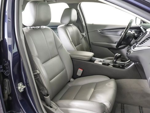 Used 2018 Chevrolet Impala LT image 28