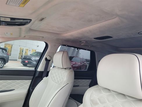 Used 2020 Hyundai Palisade Limited w/ Winter Weather Package image 8