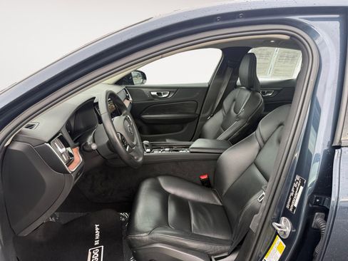 Used 2024 Volvo S60 B5 Plus image 10