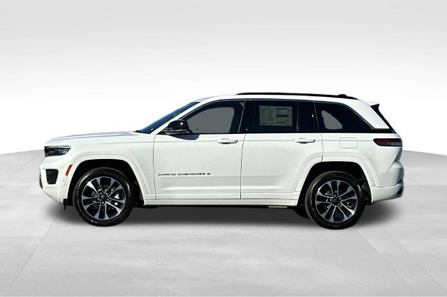 Used 2025 Jeep Grand Cherokee Overland w/ Adv Protech Group III AWD/4WD image 7