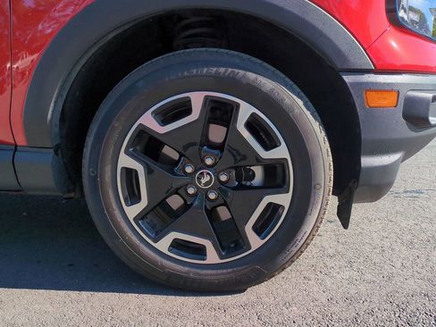 Used 2024 Ford Bronco Sport Outer Banks w/ Tech Package image 11