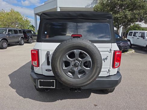 Used 2021 Ford Bronco Big Bend image 6