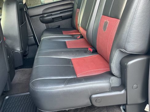 Used 2013 GMC Sierra 1500 SLE w/ Power Tech Package image 12