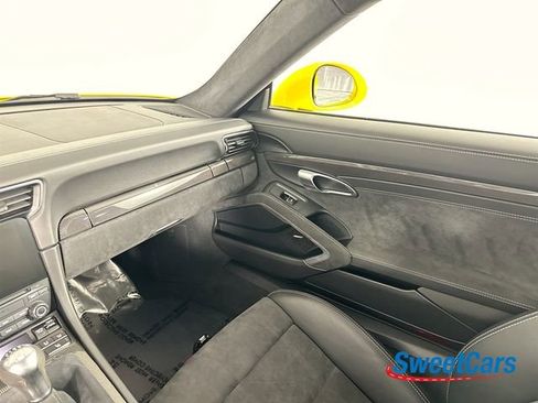Used 2018 Porsche 911 GT3 w/ Sport Chrono Package image 28
