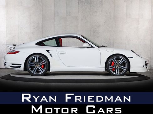 Used 2013 Porsche 911 Turbo AWD/4WD image 1