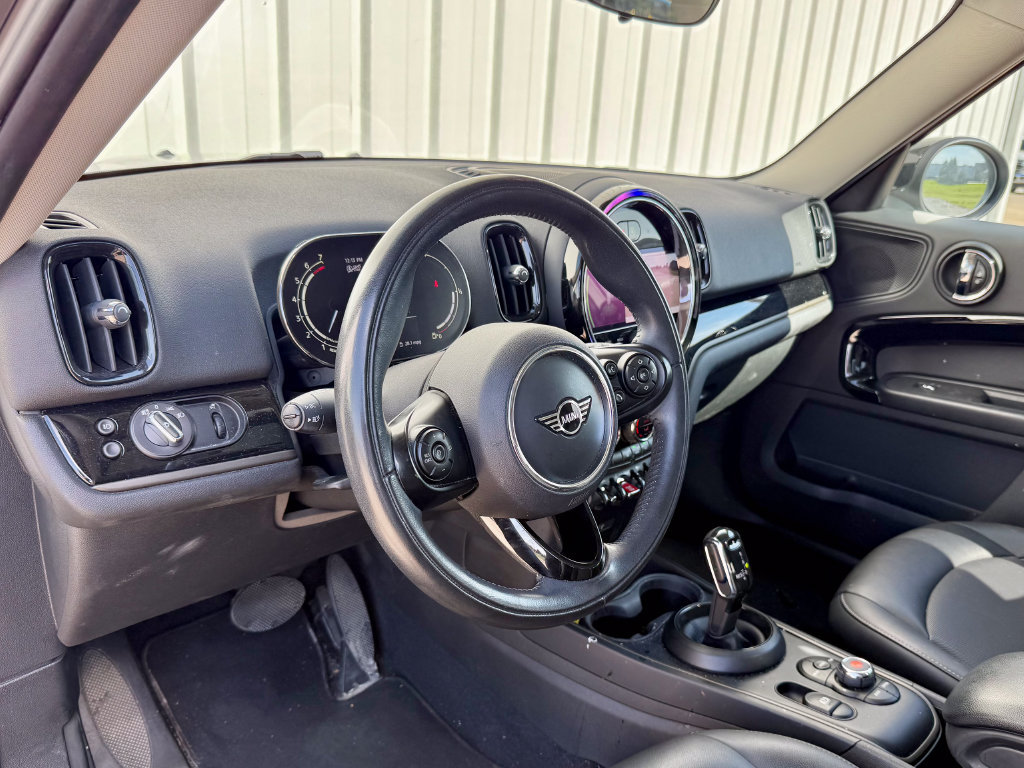 Used 2021 MINI Cooper Countryman ALL4 AWD/4WD image 10