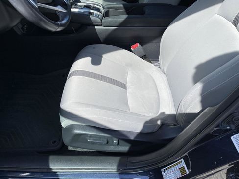 Used 2020 Honda Civic EX image 3