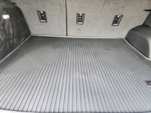 New 2026 Chevrolet Equinox RS w/ LPO, Floor Liner Package FWD image 21