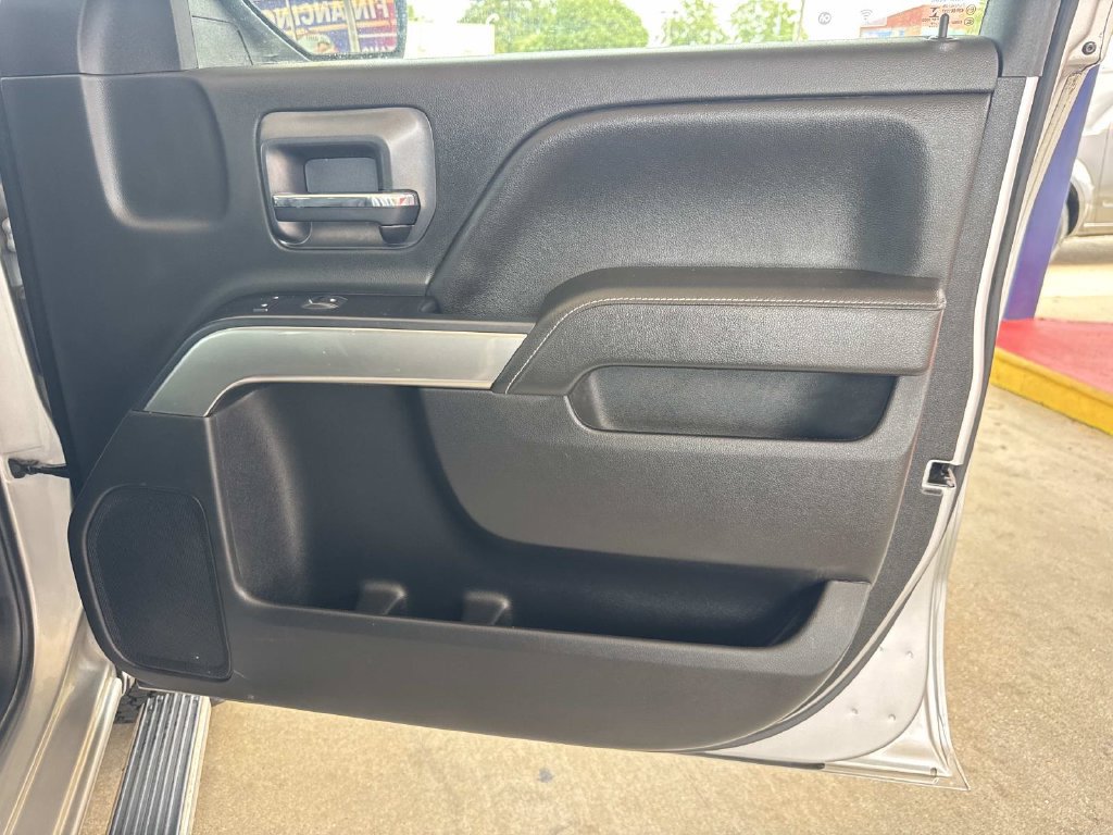 Used 2019 Chevrolet Silverado 1500 LT w/ Texas Edition AWD/4WD image 15