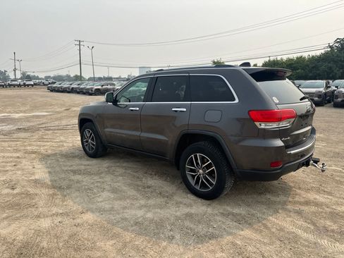 Used 2017 Jeep Grand Cherokee Limited w/ Luxury Group II AWD/4WD image 13