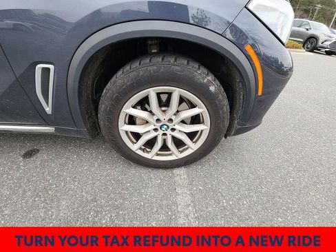 Used 2022 BMW X5 xDrive40i w/ Executive Package image 22