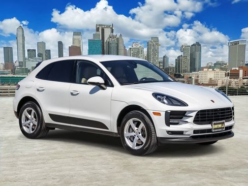 Used 2021 Porsche Macan AWD/4WD image 3