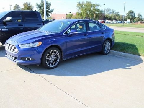 Used 2015 Ford Fusion SE w/ Equipment Group 202A image 30
